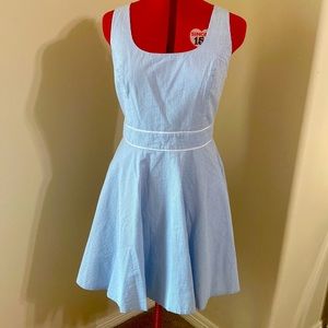 Southern Tide Seersucker Blue dress w/ pockets